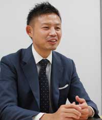 小畑氏