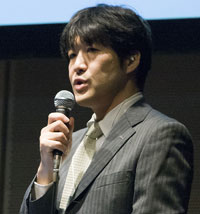 中川就介氏