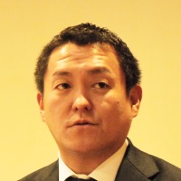 郷司功氏