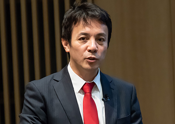 神野純孝氏