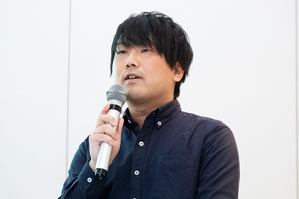 瀧沢貴浩氏
