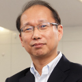 山田　賢治 氏