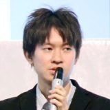 安藤 高志 氏