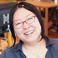 板谷越 英美