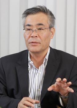 佐藤 英丸氏